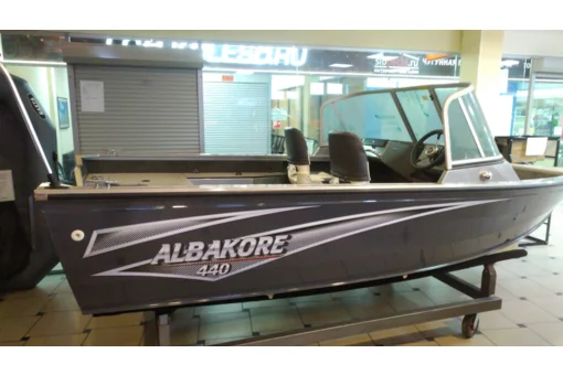 Albakore 440 FISH CS (L, Комплектация 1)